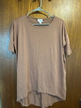 LuLaRoe Short Sleeve Tee in Mauve Dusty Rose